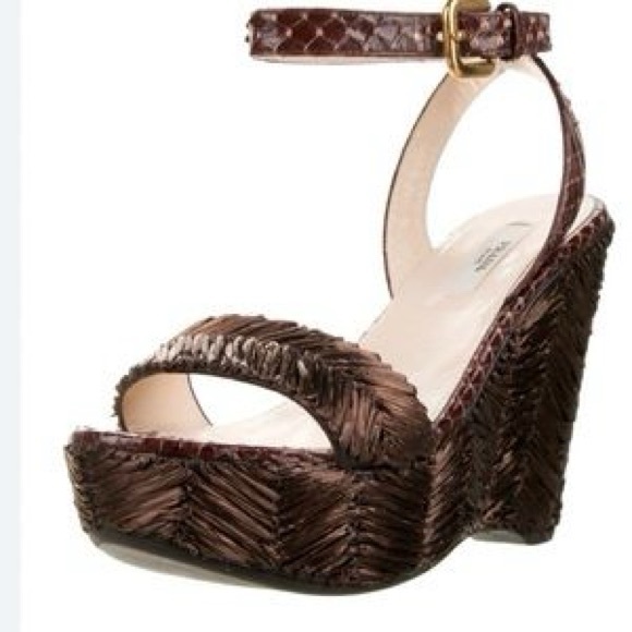 PRADA Wedge Heels, Woman’s Size 38.5 (U.S. 7.5). Designer Authentic Prada Heels - Picture 8 of 8